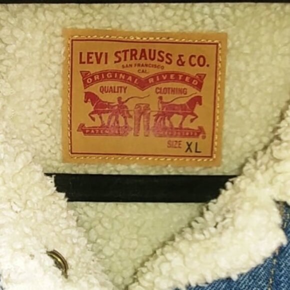 Levi's Jacket Women's Blue Denim Long Sleeves Pockets Buttons Size XL - Picture 3 of 8